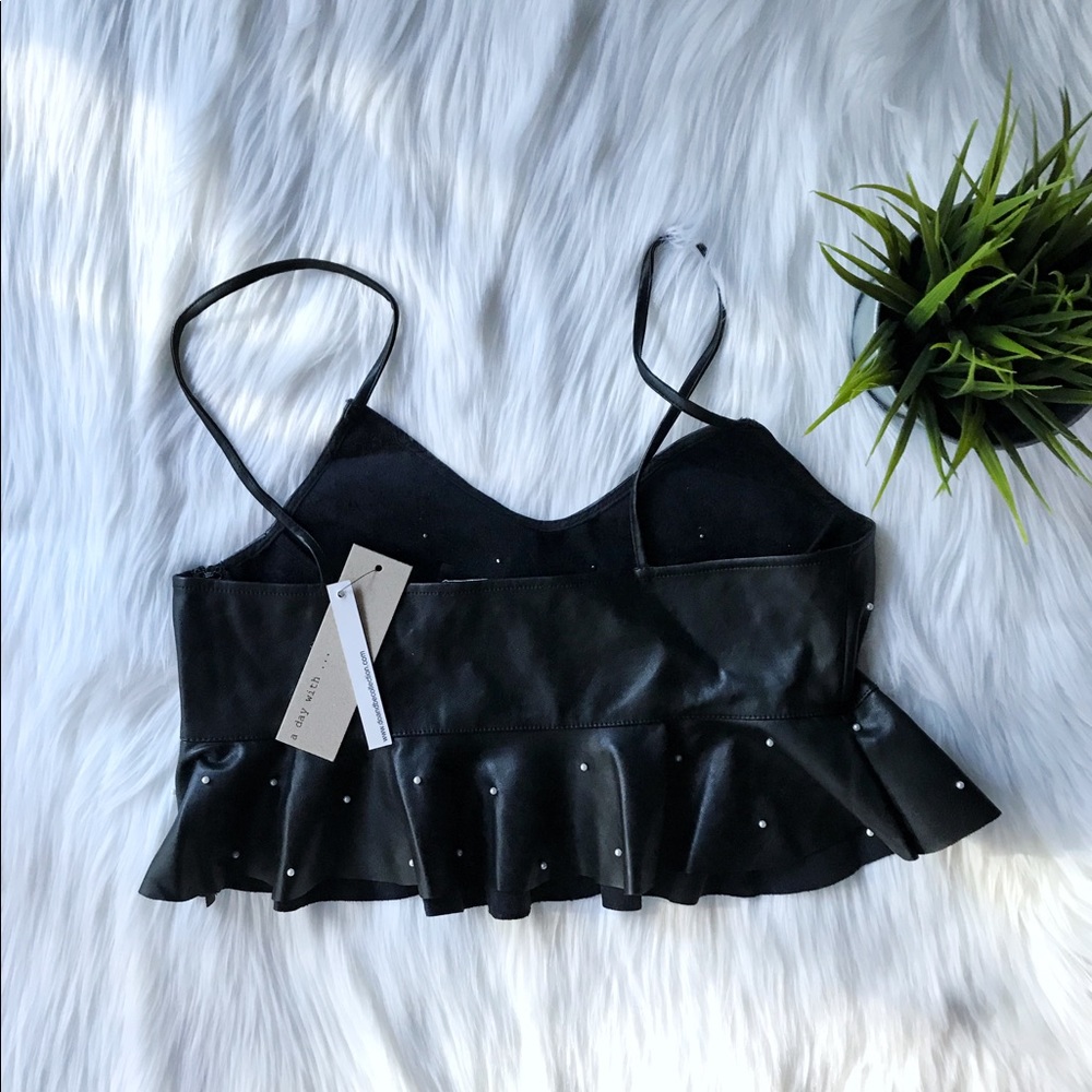 DO+BE Faux Leather & Pearl Crop Top - Picture 7 of 7